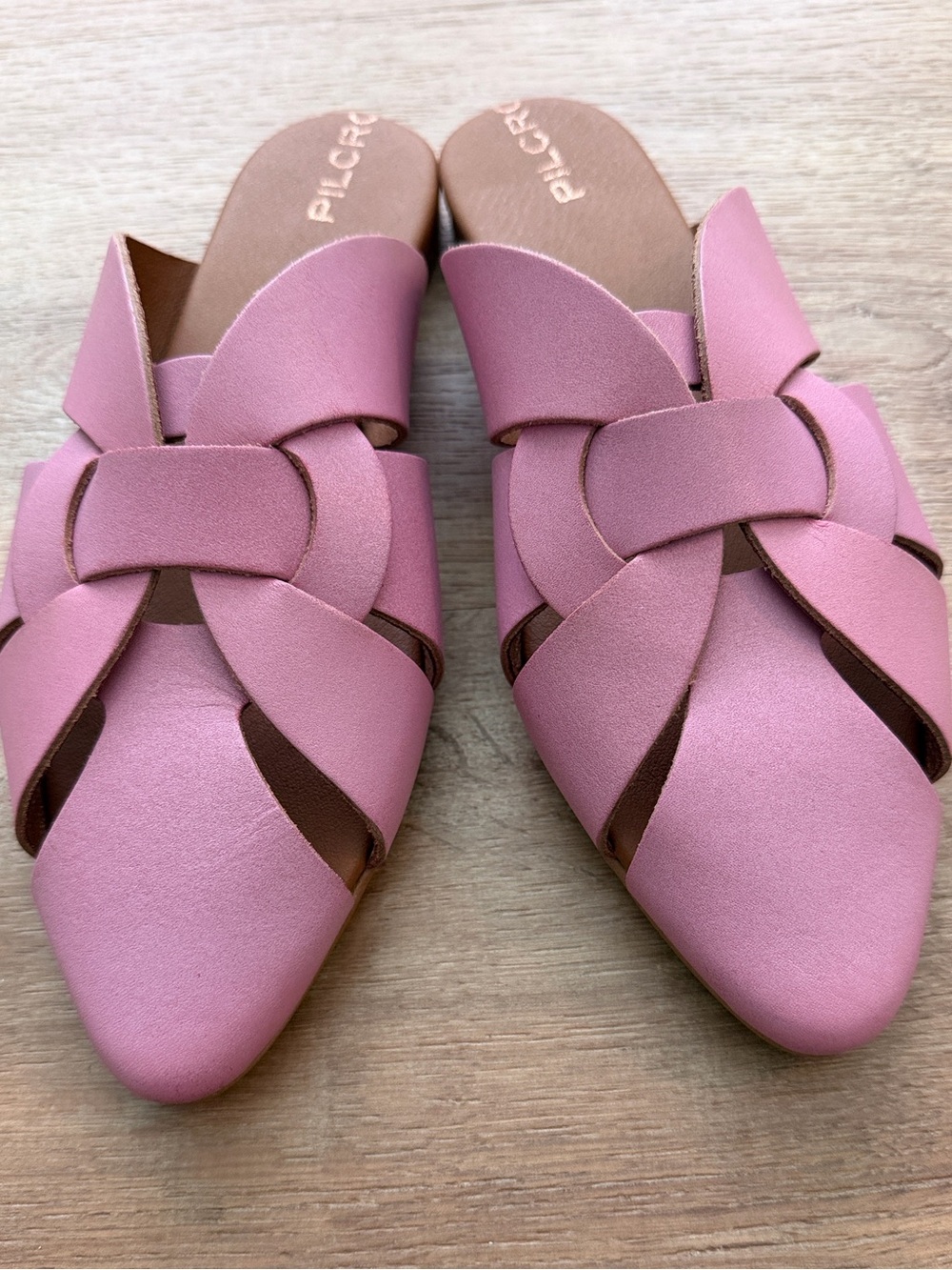 Pilcro Rose Pink Twisted Leather Slides